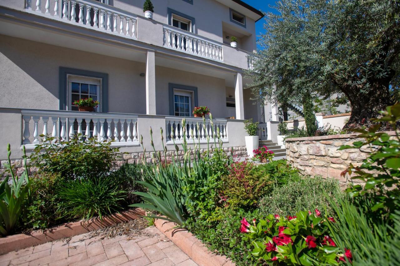 Villa Luce Assisi Rooms & Suites Kültér fotó