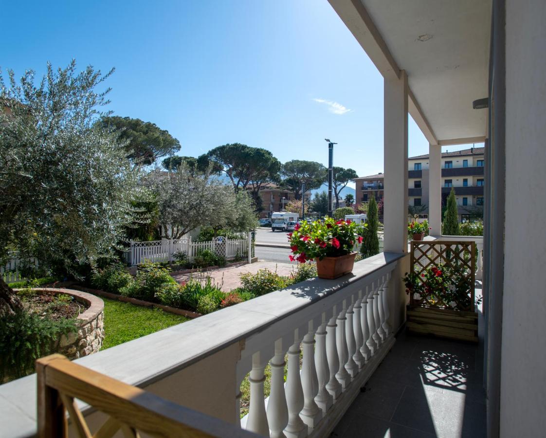 Villa Luce Assisi Rooms & Suites Kültér fotó